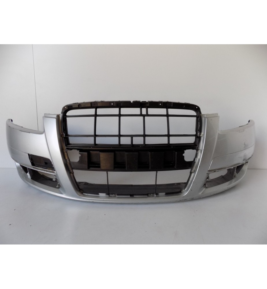 Audi A6 C6 Predný nárazník - 11536