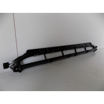 Audi Q7 4M - Stredná...