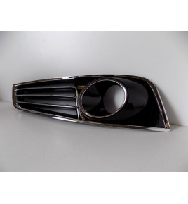 AUDI A8 D4 - Mriežka nárazníka - Pravá - 11763