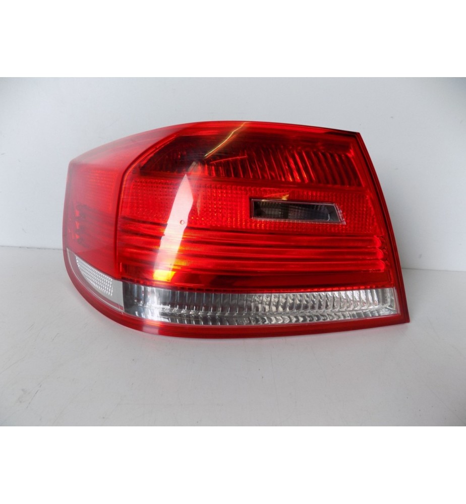 BMW 3 E92 Ľavá Zadná Lampa - 11792