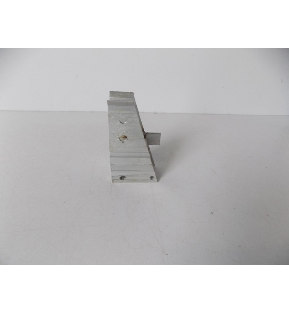 BMW 3 G20/G21 Ľavý držiak adaptéra - 12031