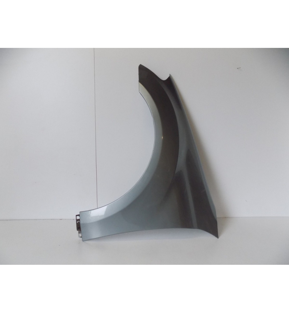 Mercedes ML W164 Ľavý blatník - 12104