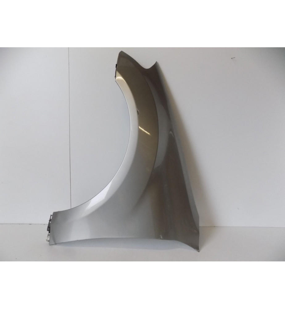 Mercedes ML W164 Ľavé blatník - 12105