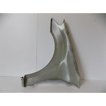 Mercedes ML W164 Pravý blatník - 12106