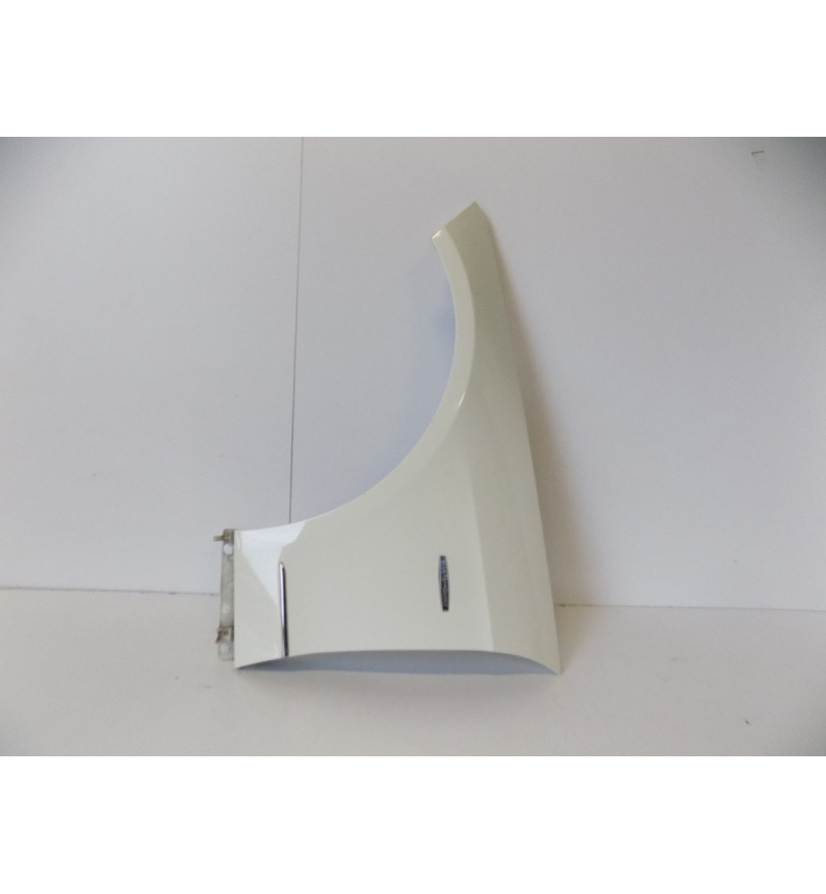 Mercedes E trieda W212 Ľavý blatník - 12111