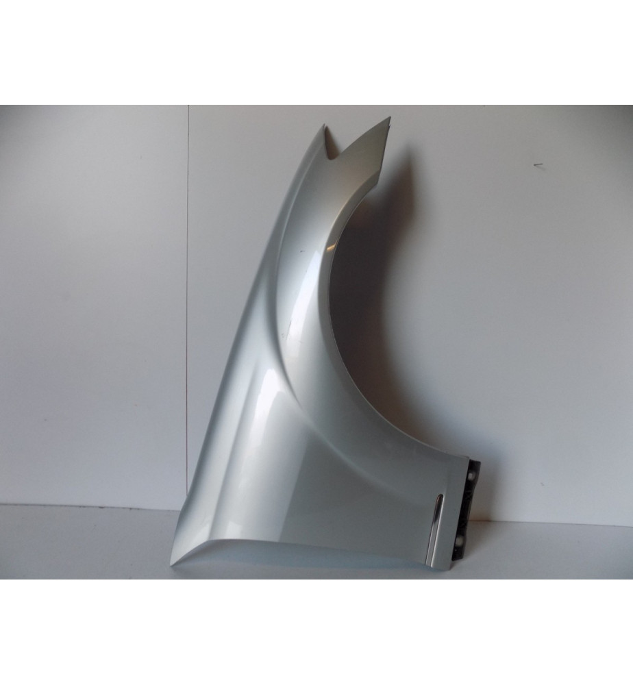 Mercedes S trieda W221 predný blatník P - 12141