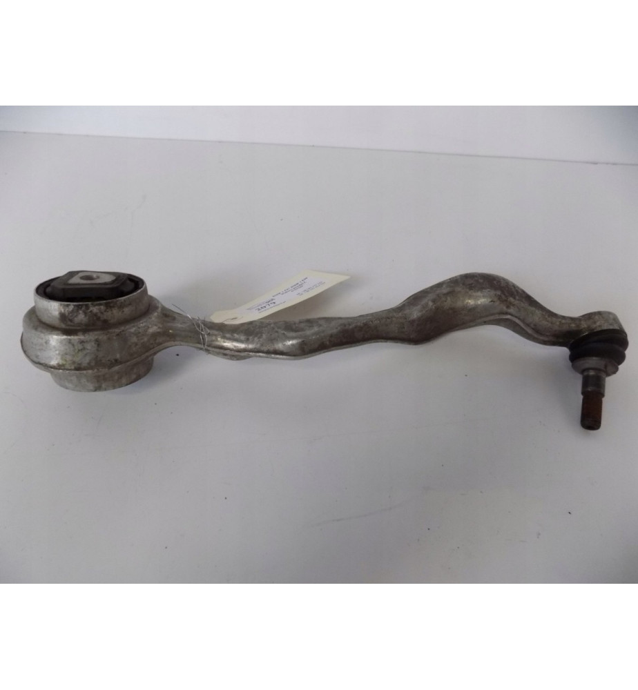 BMW 1 E87 BMW 3 E90 - Predný ľavý rameno - 2079