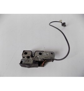 VW Passat B6 - Zámok kapoty...