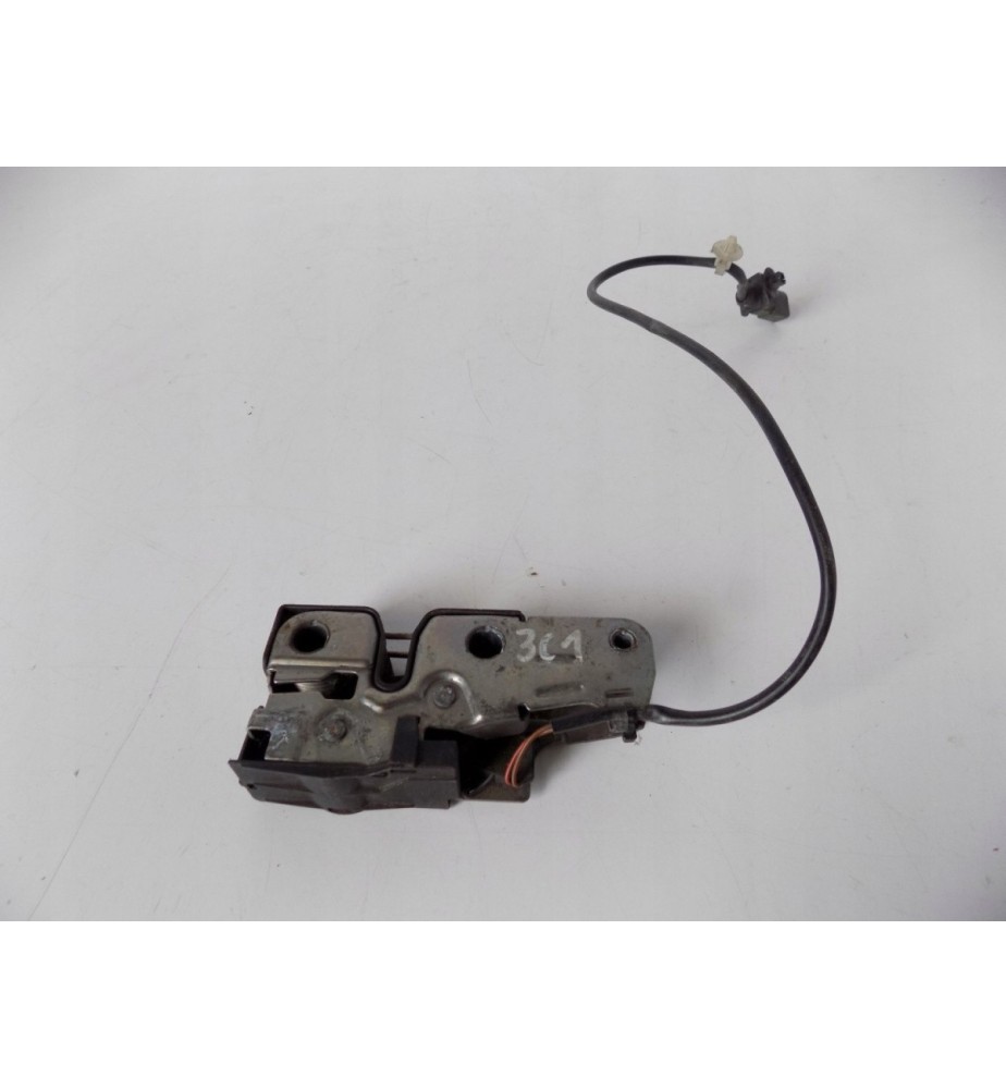 VW Passat B6 - Zámok kapoty - 2212