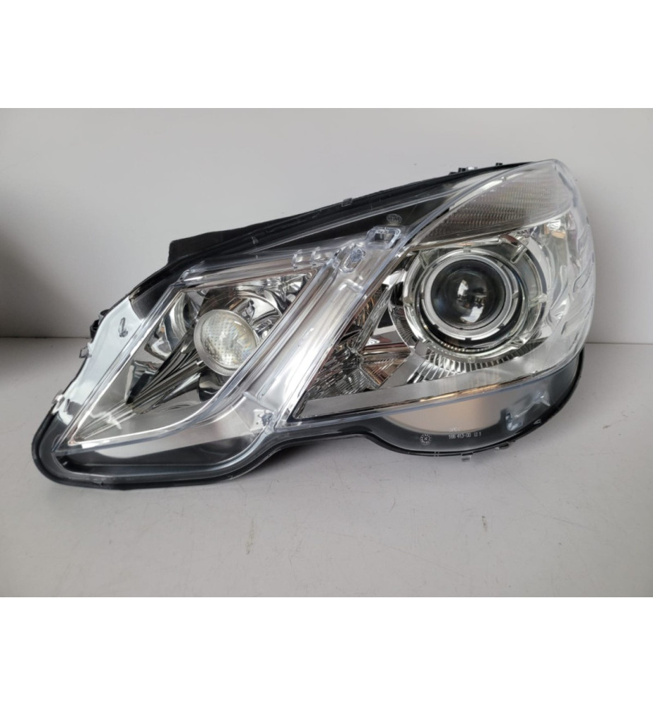 Mercedes E W212 Predná lampa Xenon Ľavá 12635