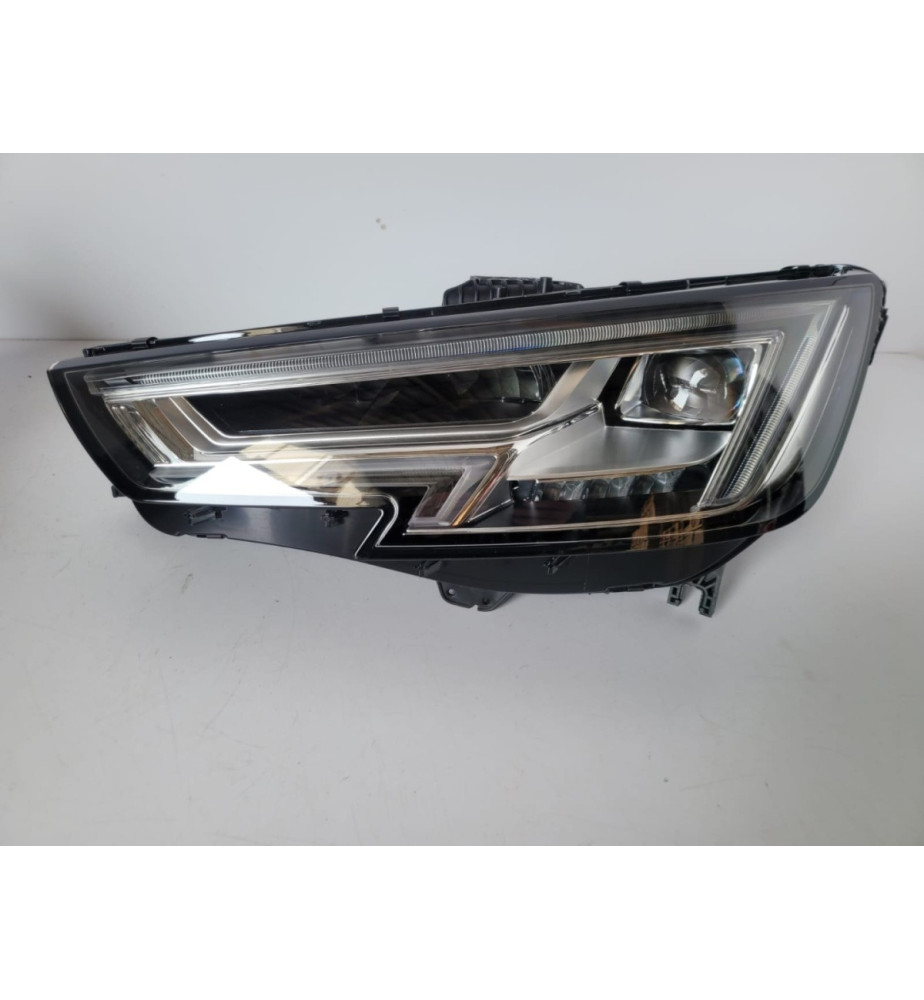 Audi A4 B9 Predná lampa FULL LED Ľavá - 12621