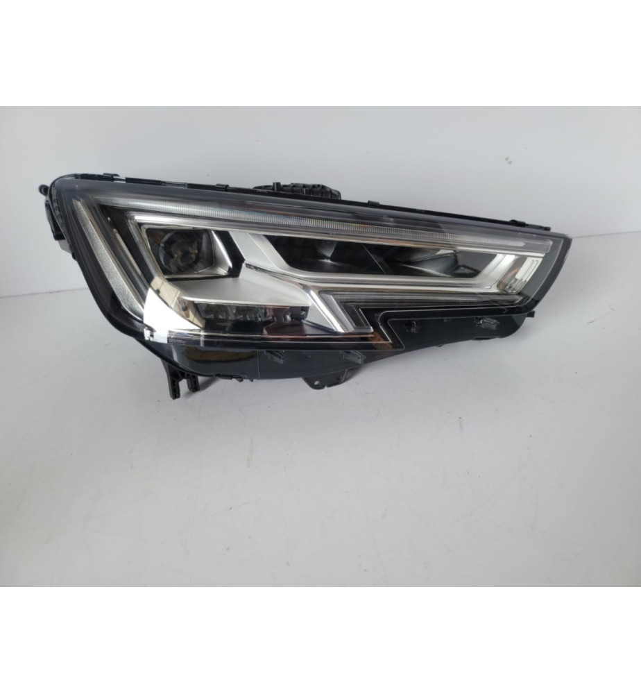 Audi A4 B9 Predná lampa FULL LED Pravá - 12622