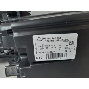 Volkswagen Touareg 7P Predná lampa Xenon L 12679 | mobilpol.sk