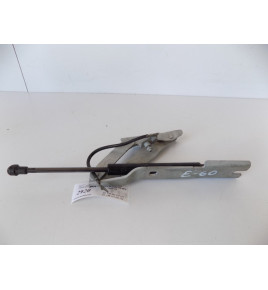 BMW 5 E60 E61 Záves Kapoty...