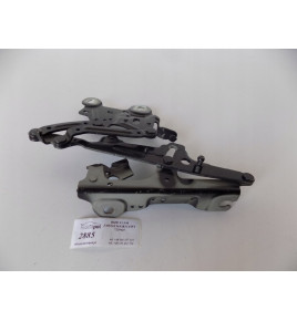 BMW X1 E84 Pánt kapoty ľavý...