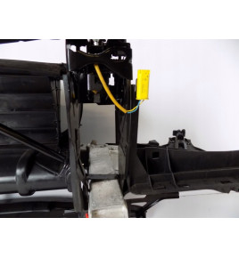 BMW 7 F01 F02 - Predný nárazník / Zosilnenie