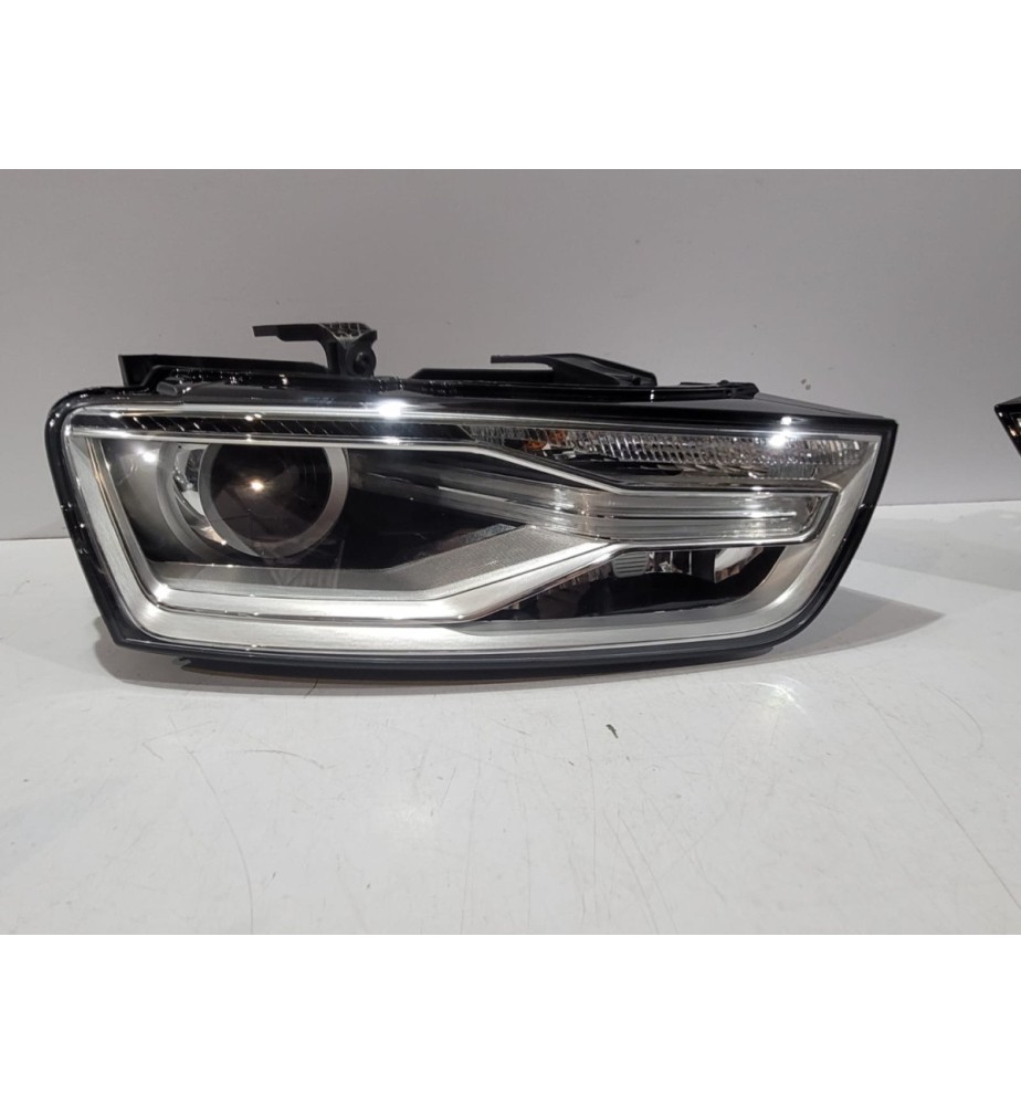 Audi Q3 8U0 Predná lampa Bi-xenon Pravá - 12878
