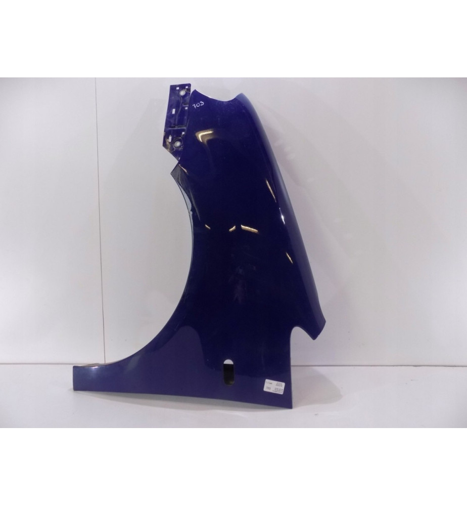 VW TOURAN 1T0 / Ľavé blatník