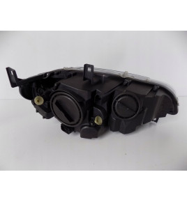 BMW X6 E71 Predná lampa Xenon L - 2484