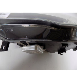 BMW X6 E71 Predná lampa Xenon L - 2484
