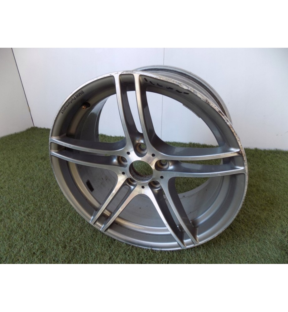 BMW 3 E90 E91 E92 E93 - Hliníková disk 19 palcov - 2605