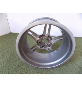 BMW 3 E90 E91 E92 E93 - Hliníková disk 19 palcov - 2605