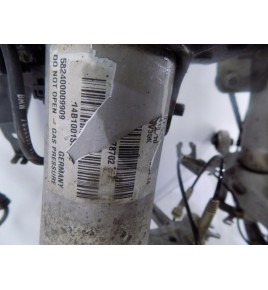 BMW M3 F80 M4 F82 F83..PRAVÁ ZVODNICA / OSA