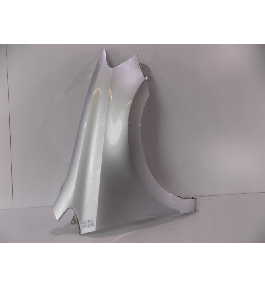 VW POLO 6R0 / Pravý blatník