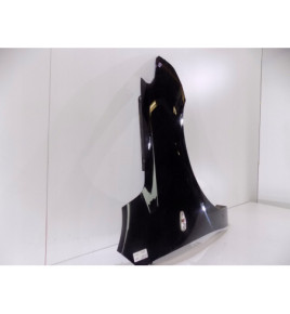 Hyundai i30 / Pravé čierne blatník