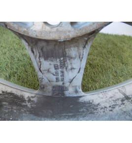 AUDI A3 A4 A6 - Hliníková disk 16 palcov - 2593