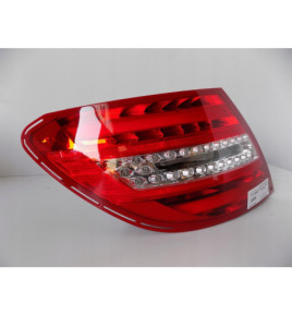 Mercedes C Trieda W204 Ľavé Zadné Svetlo Po Facelifte