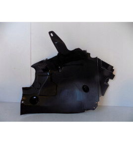 Mercedes W204 Predné pravé blatník - 3094