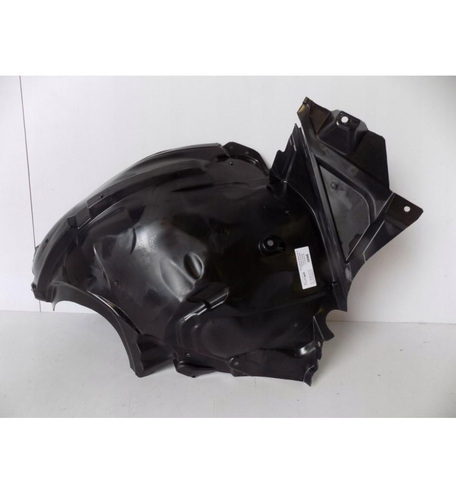 Mercedes W212 Predné Pravé Blatník - 3096