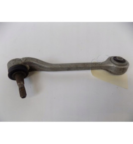 BMW 5 E60 - Ľavý predný rameno - 2070