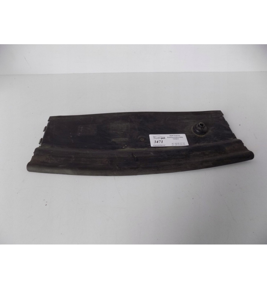 BMW 5 E60 E61 - Dolný vzduchový kanál