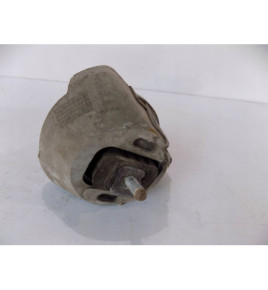 BMW M3 M4 F80 F82 - Pravá motorová podložka