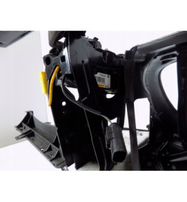 BMW 7 F01 F02 - Predný nárazník / Zosilnenie