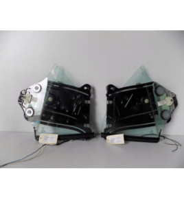 BMW 1 E88 CABRIO - Bočné zadné sklo