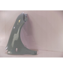 VW Polo Okulár / Pravý blatník - 681