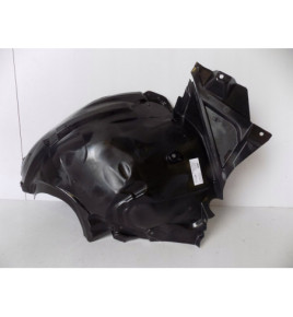 Mercedes W212 Predné Pravé Blatník - 3096