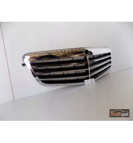 Mercedes E trieda W212 pred Lift Grill - 3119