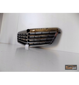 Mercedes E trieda W212 pred Lift Grill - 3119
