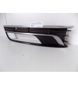 VW Passat B7 - Mřížka nárazníku vlevo - 2832