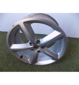 AUDI A4 A6 - Hliníkový disk 18 palcov - 2622