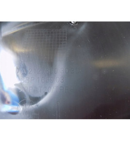 Mercedes W212 Predné ľavé podbehy - 3095