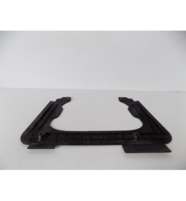 BMW X3 E83 - Ochranný kryt výstuže