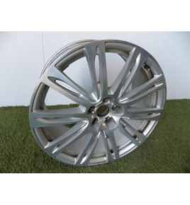 AUDI A8 - Hliníková disk 20 palcov - 2586