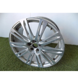 AUDI A8 - Hliníková disk 20 palcov - 2586