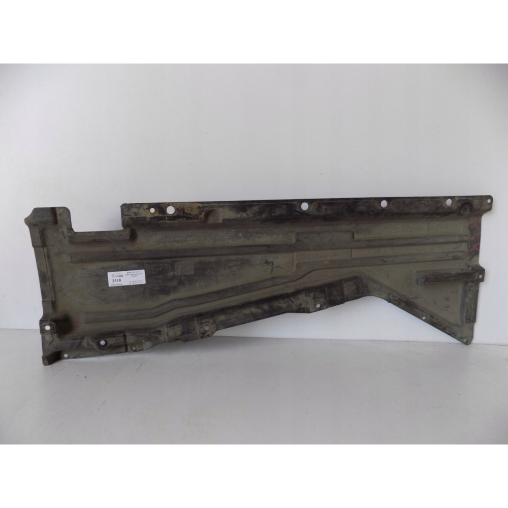 BMW X5 E70 / X6 E71 Kryt podvozku R - 3518