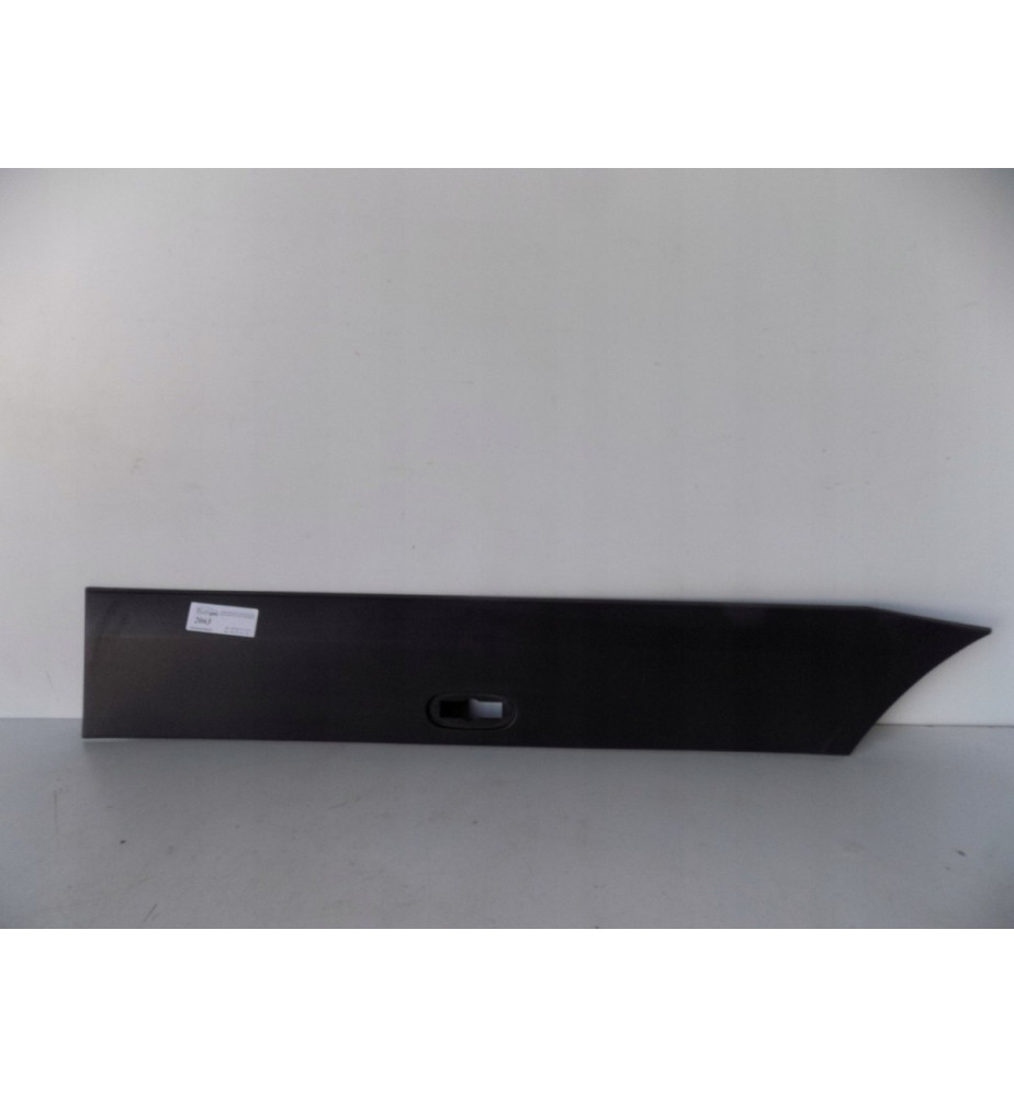 Mercedes Benz Sprinter 316 - Bočná lišta ľavá